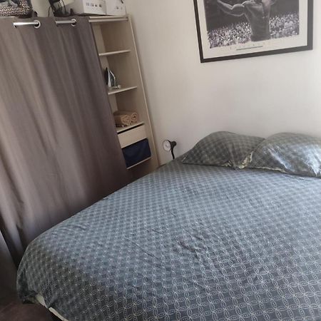 L Audacieux T2 Proche Gare Rer E Appartement Villemomble Buitenkant foto