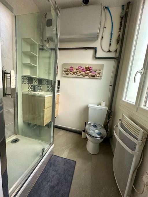 L Audacieux T2 Proche Gare Rer E Appartement Villemomble Buitenkant foto